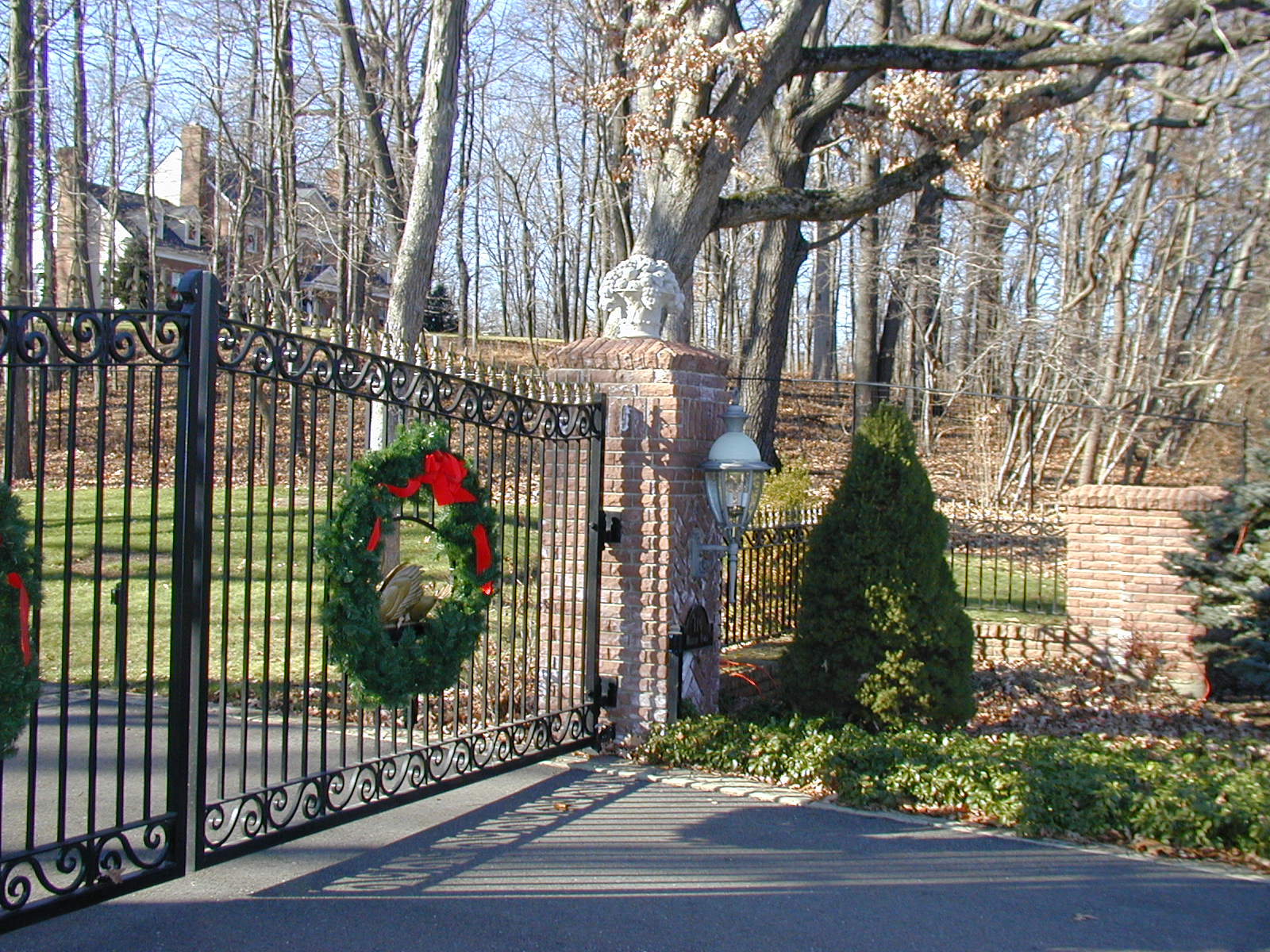 Gate Photo 5