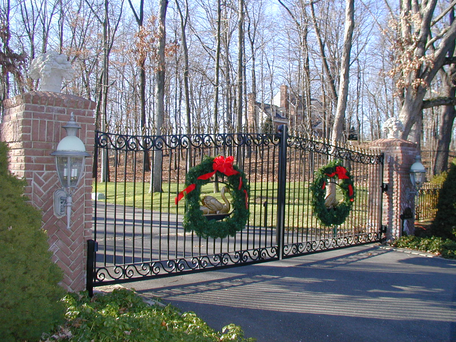 Gate Photo 3